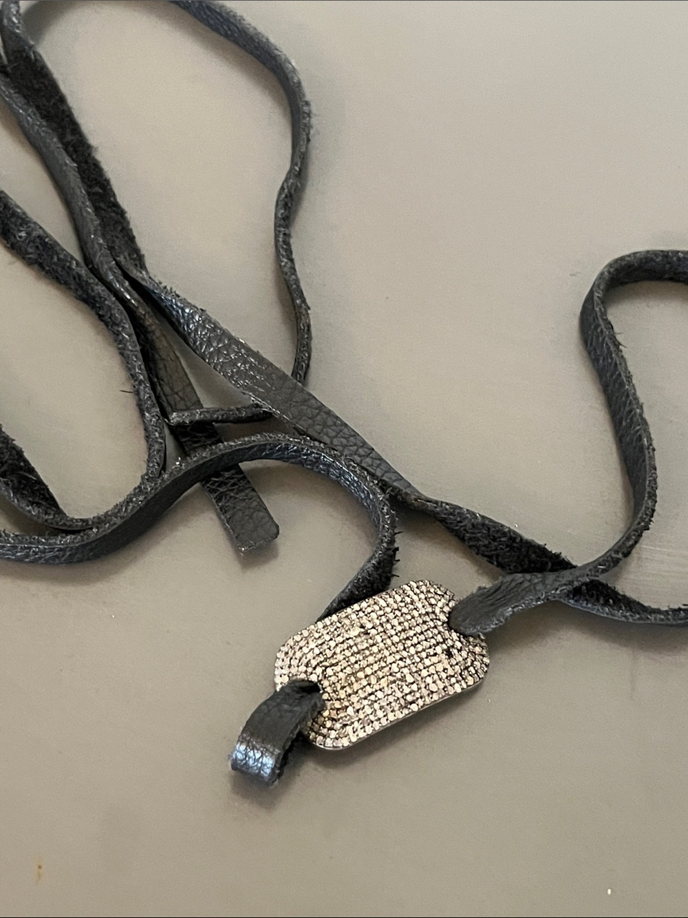 PAVE DIAMOND TAG PENDANT LEATHER BRACELET/choker